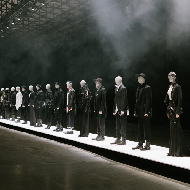 ANN DEMEULEMEESTER_PITTI UOMO 102 GUEST OF HONOR